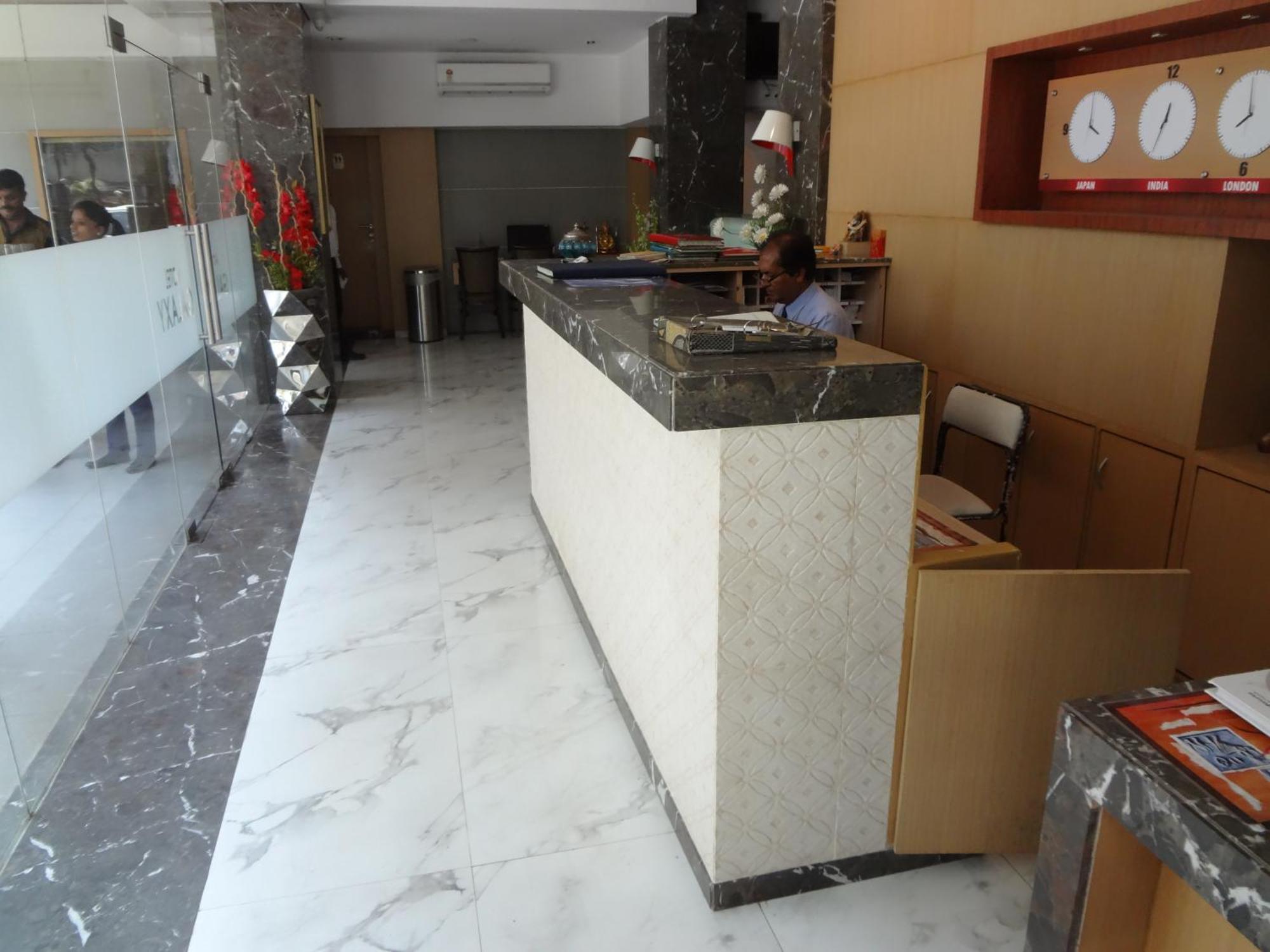 Hotel Galaxy Mumbai Exteriör bild