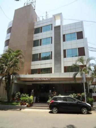 Hotel Galaxy Mumbai Exteriör bild
